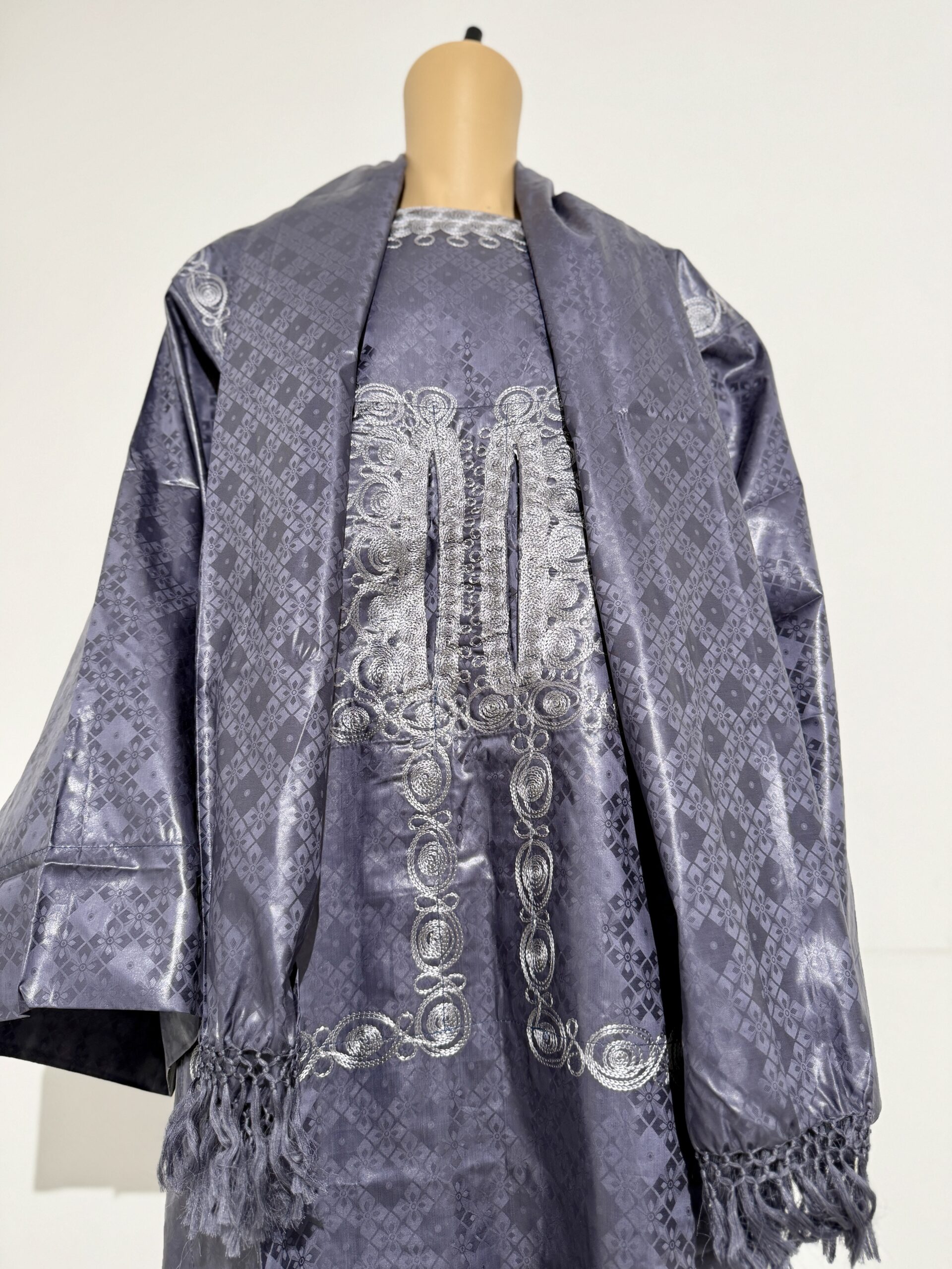 BaayLahat & Kaala MAAM Shop - Violet moussue - Bazin riche - Magal 2026 – Image 5