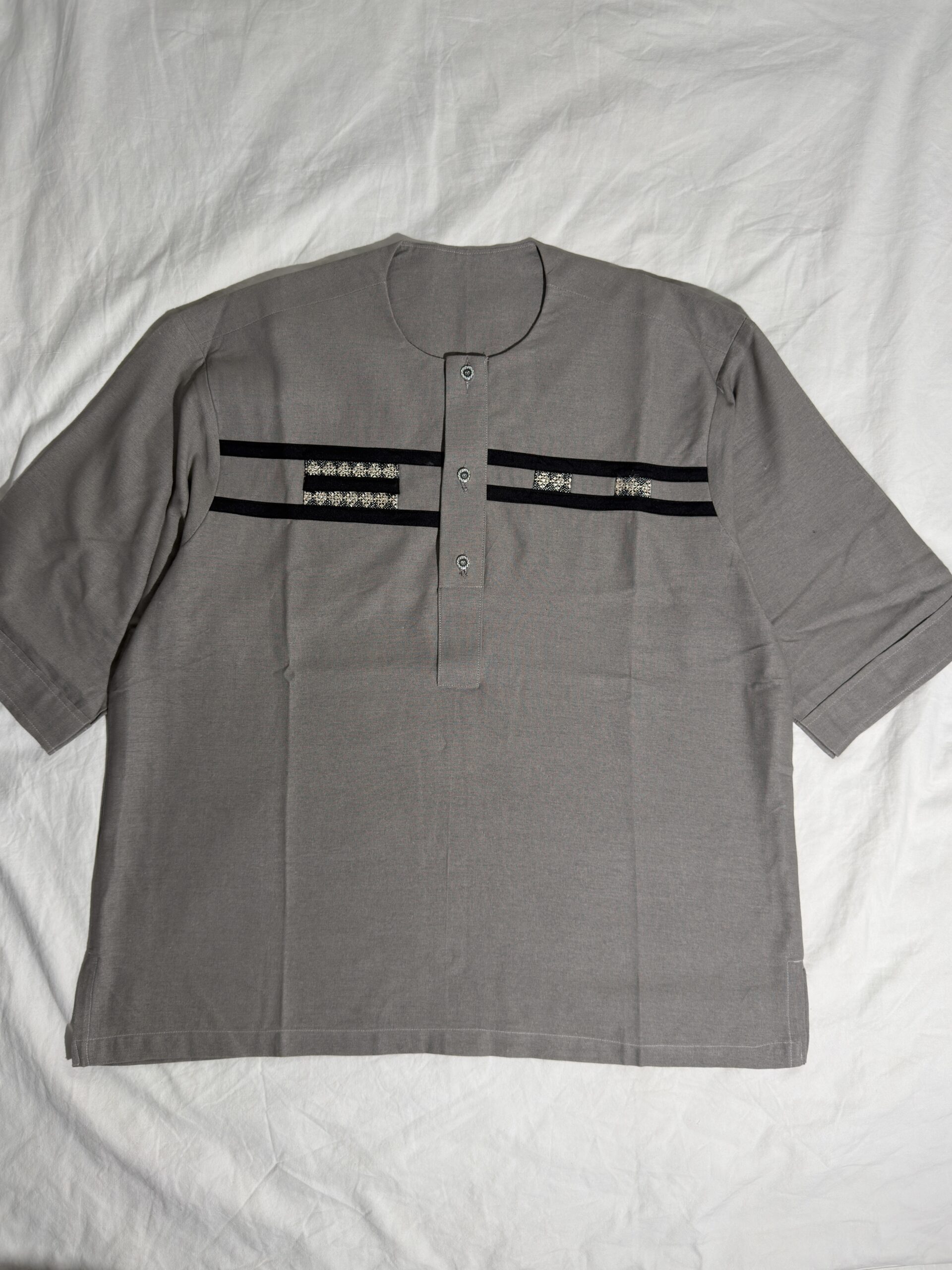Chemise africaine d'été MAAM Shop lin - Douala - Gris – Image 5